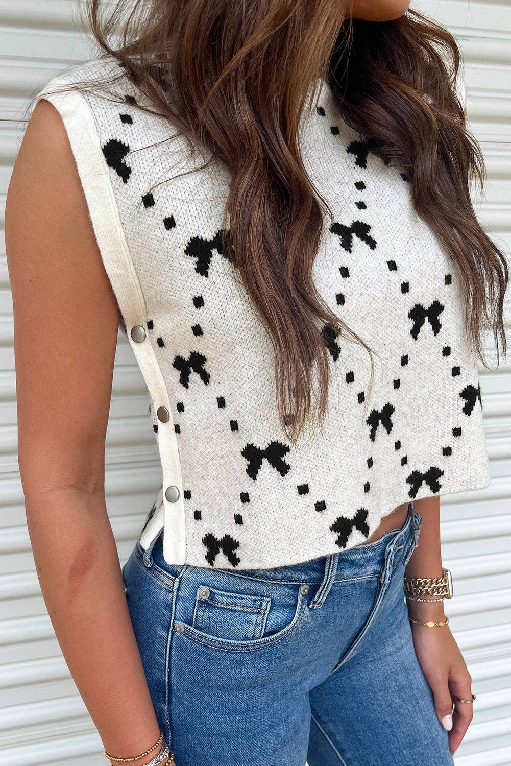 White Bow Cropped Sweater Vest