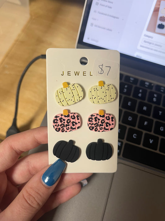 Pumpkin Studs Triple Earring Card