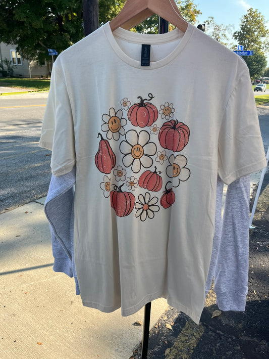 Daisies & Pumpkins Tee