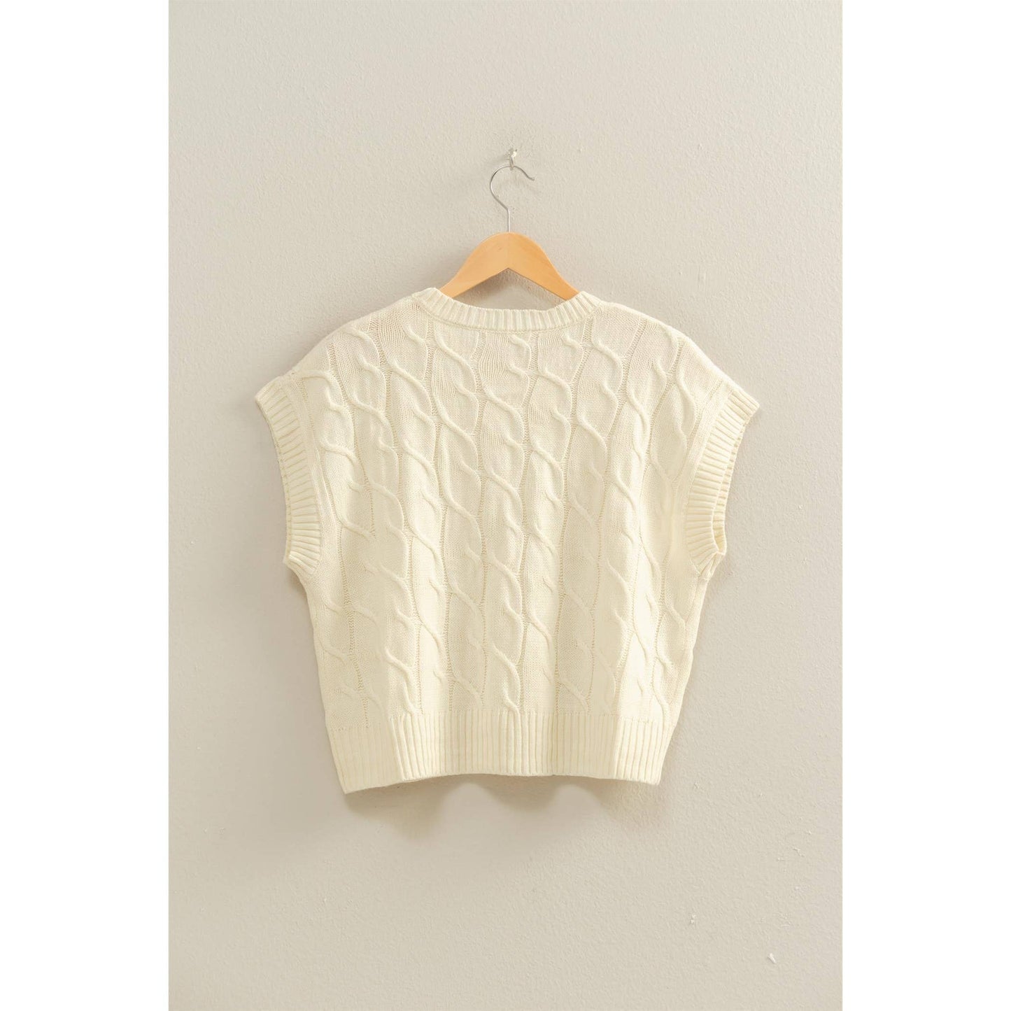Cream Sleeveless Oversized Cable Knit Sweater Vest