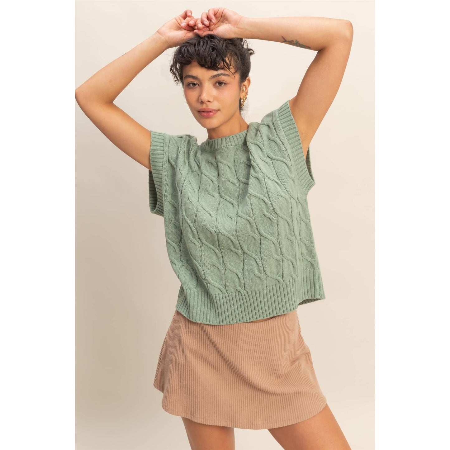 Cream Sleeveless Oversized Cable Knit Sweater Vest