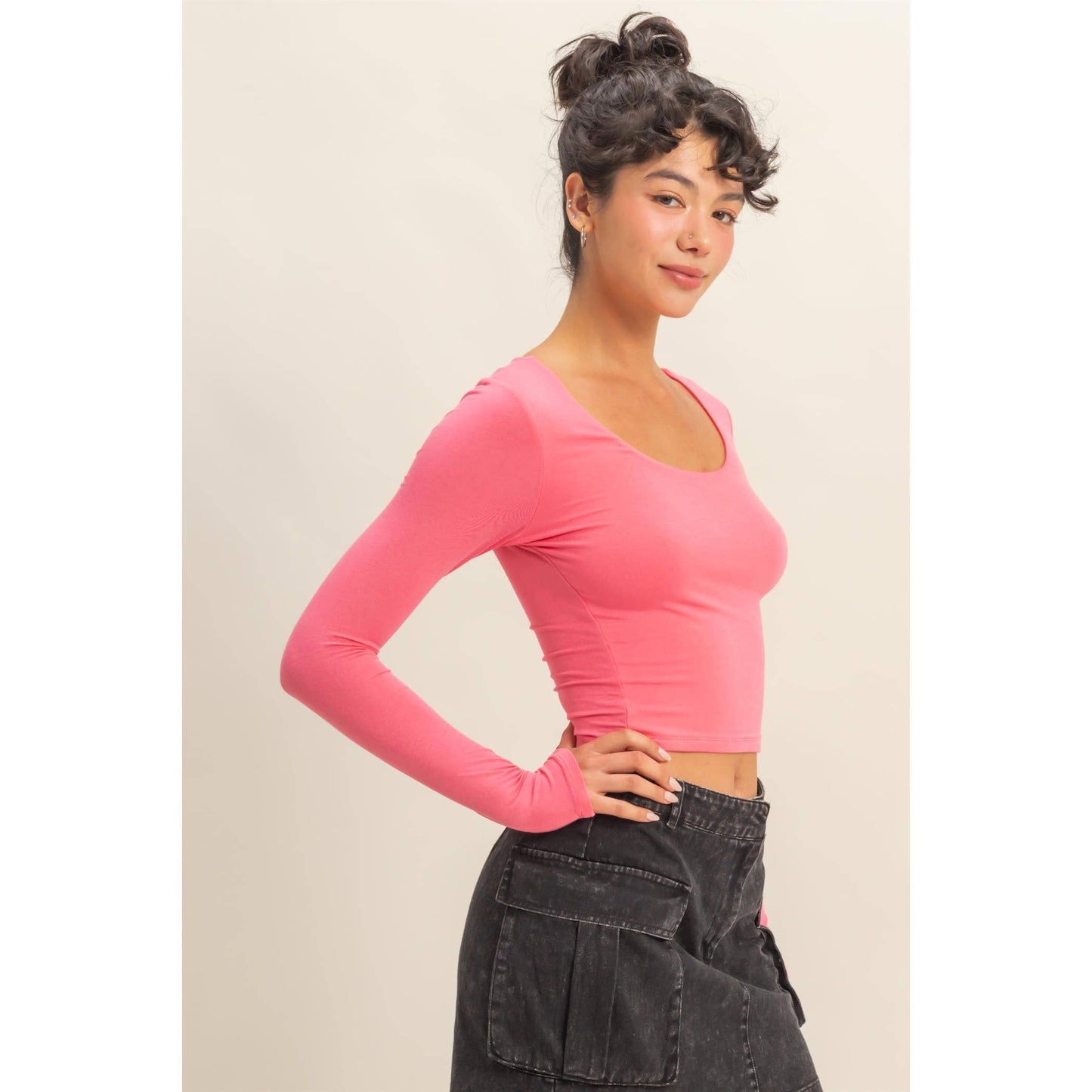 Scoop Neck Long Sleeve Crop Top
