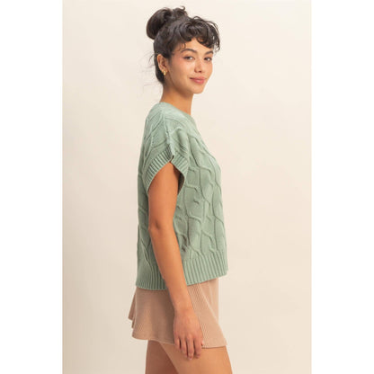 Cream Sleeveless Oversized Cable Knit Sweater Vest